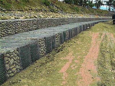 湖北海南海甸島環(huán)島路石籠網(wǎng)擋墻工程