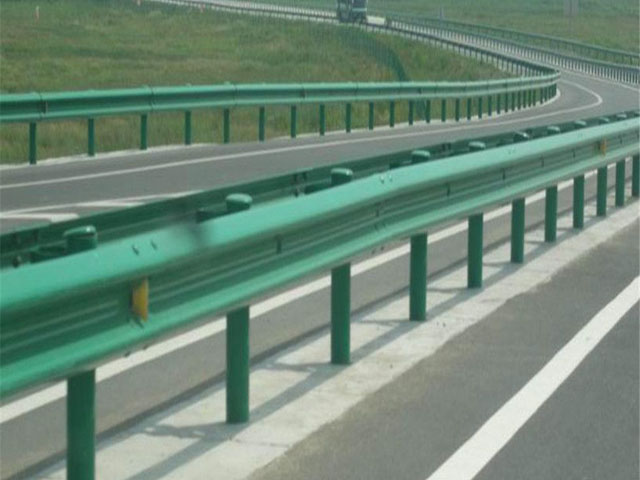 湖北噴塑護(hù)欄板